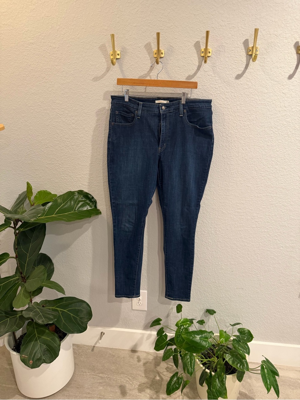 Levi's Dark Blue Women's Skinny Jeans